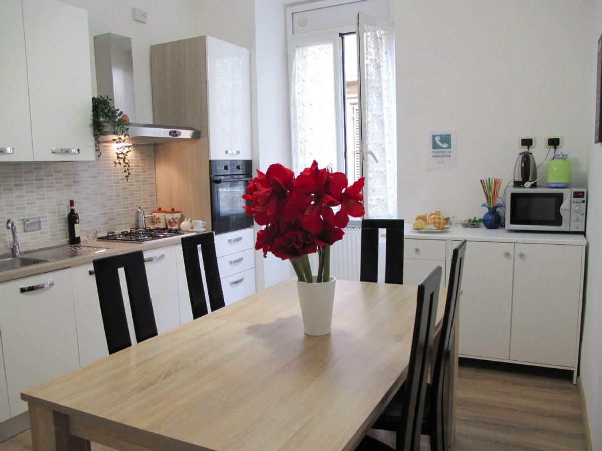 Falco Holiday House Roma Esterno foto