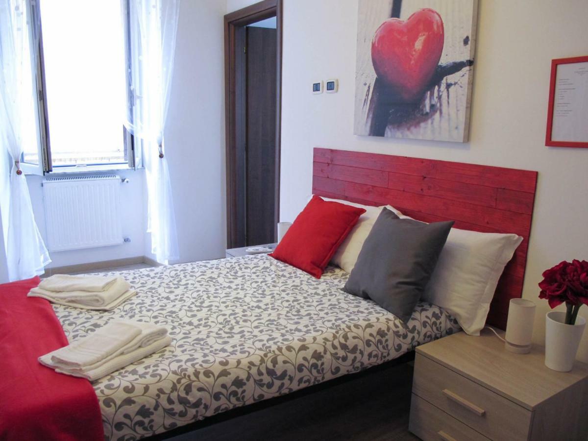 Falco Holiday House Roma Esterno foto